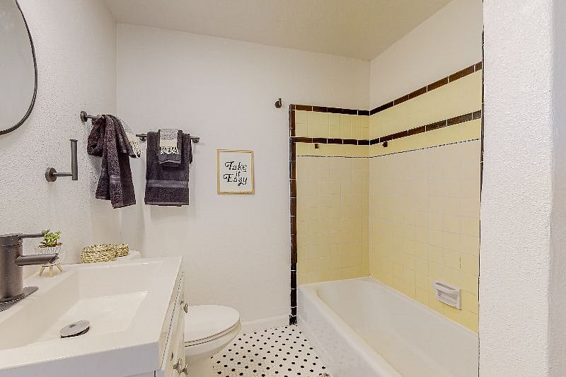 Furnished Finder property 448280_1 photo 9