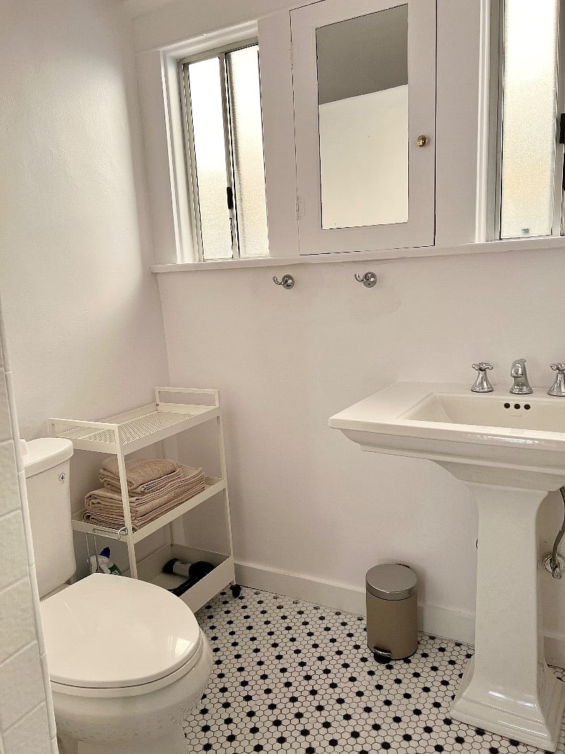 Main bathroom