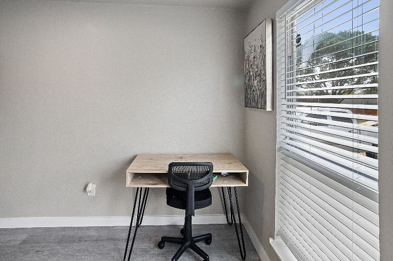 Furnished Finder property 448311_1 photo 7