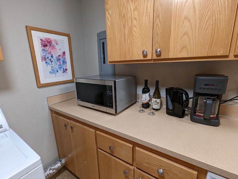 Furnished Finder property 448435_1 photo 24