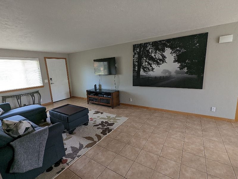 Furnished Finder property 448435_1 photo 15