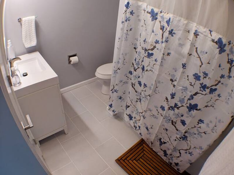 Upstairs bathroom