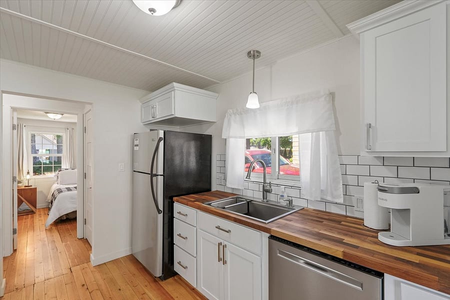 Furnished Finder property 448515_1 photo 14