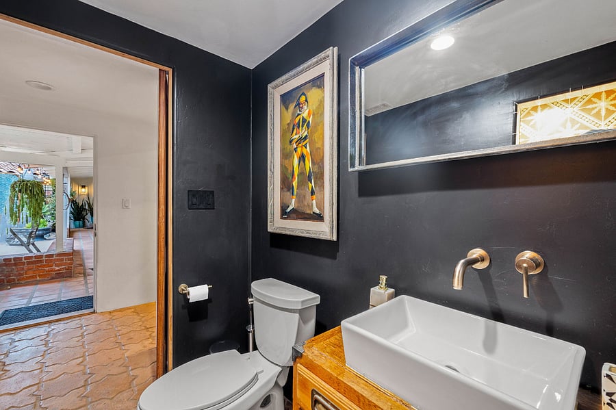 2nd Bathroom