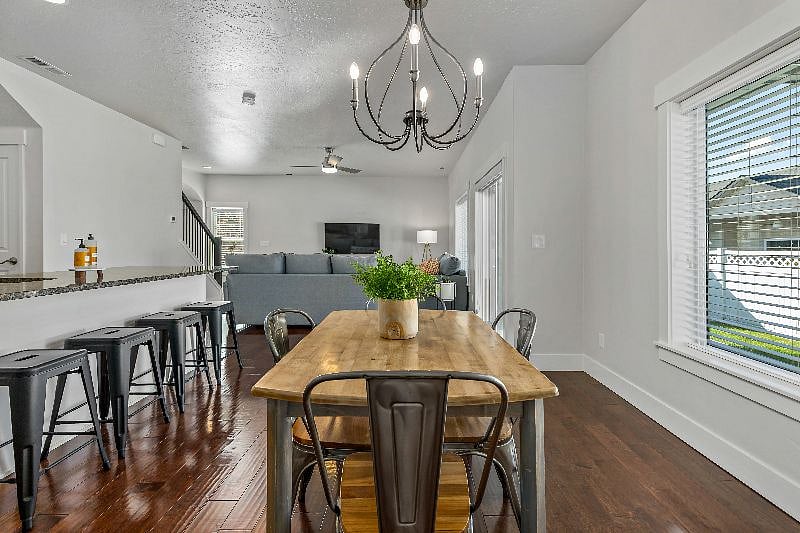 Furnished Finder property 448630_1 photo 9