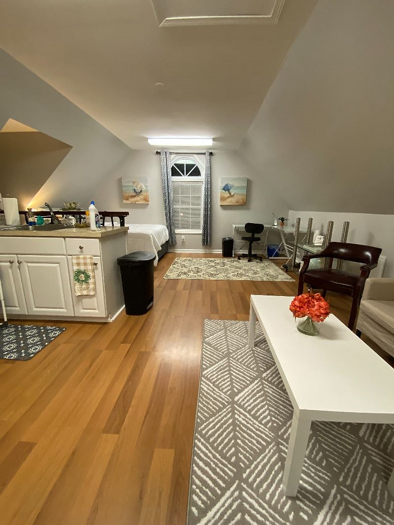 Furnished Finder property 448681_1 photo 3