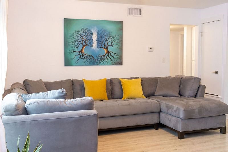 Furnished Finder property 448693_1 photo 2