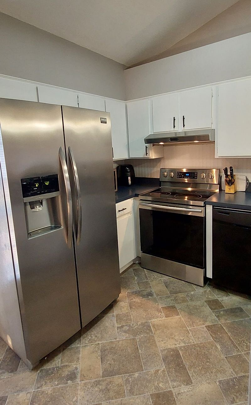Furnished Finder property 448714_1 photo 11