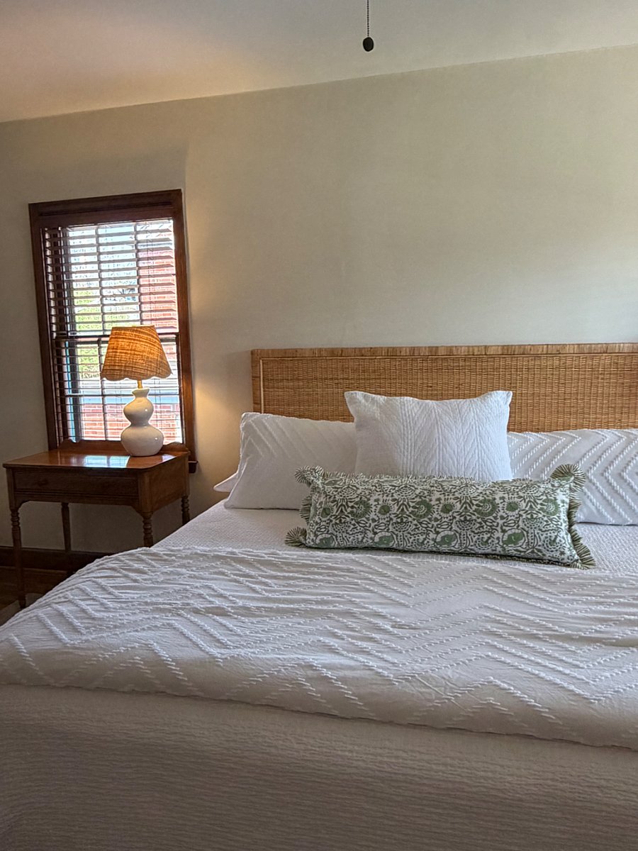 Furnished Finder property 448716_2 photo 10