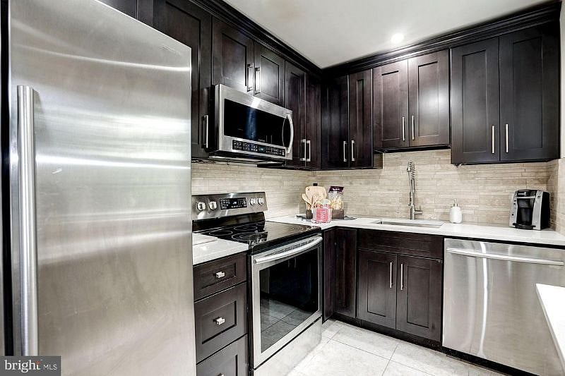 Furnished Finder property 448747_1 photo 8