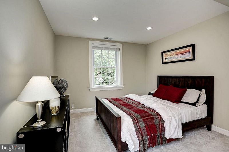 Furnished Finder property 448747_1 photo 11