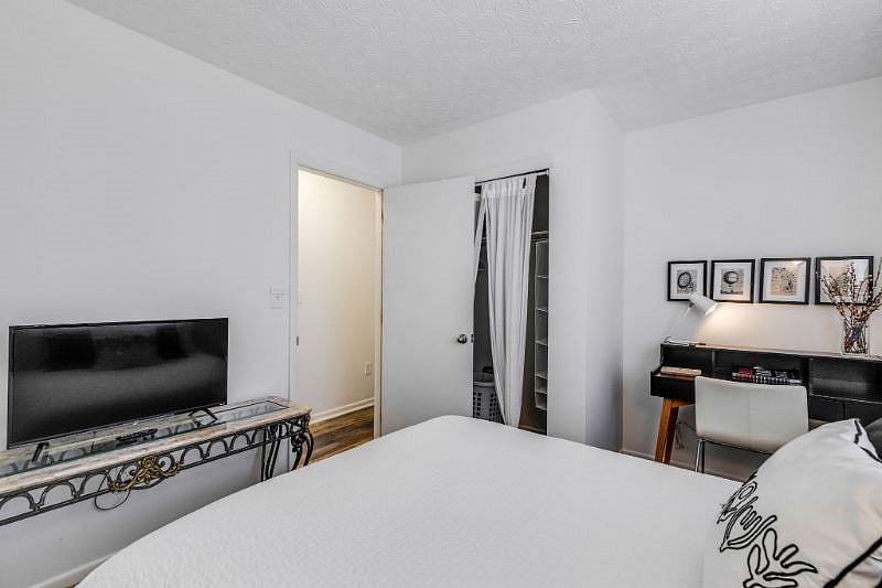 Bedroom #1