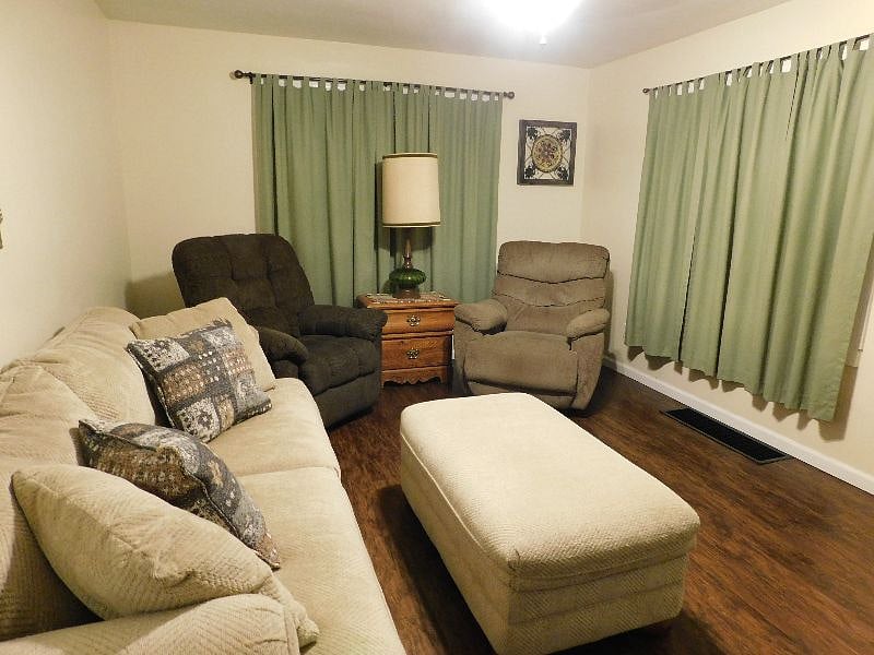 Furnished Finder property 448807_1 photo 4