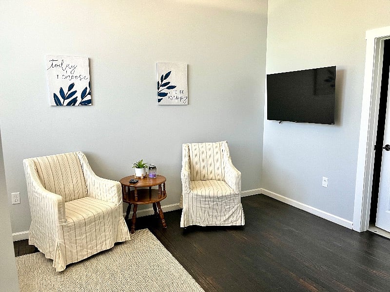 Furnished Finder property 448810_3 photo 6
