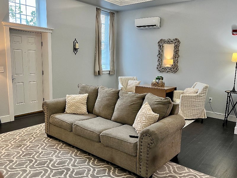 Furnished Finder property 448810_8 photo 1