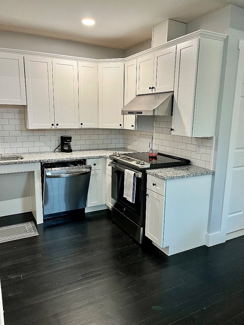Furnished Finder property 448810_8 photo 12