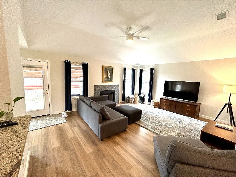 Furnished Finder property 448861_1 photo 1