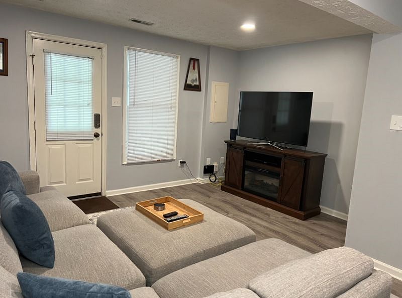 Furnished Finder property 448879_1 photo 17
