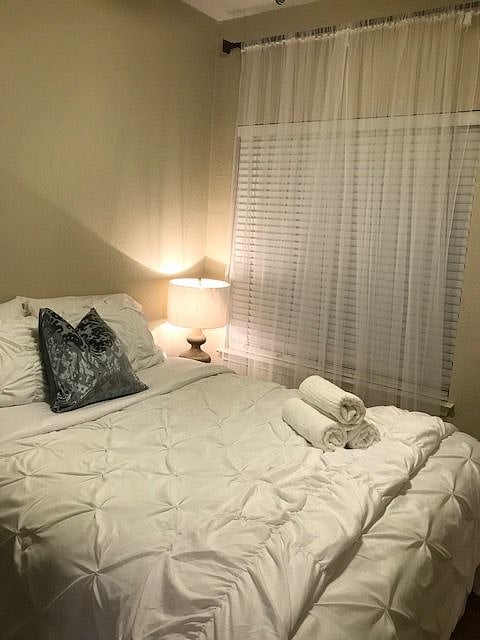 Furnished Finder property 448928_1 photo 17