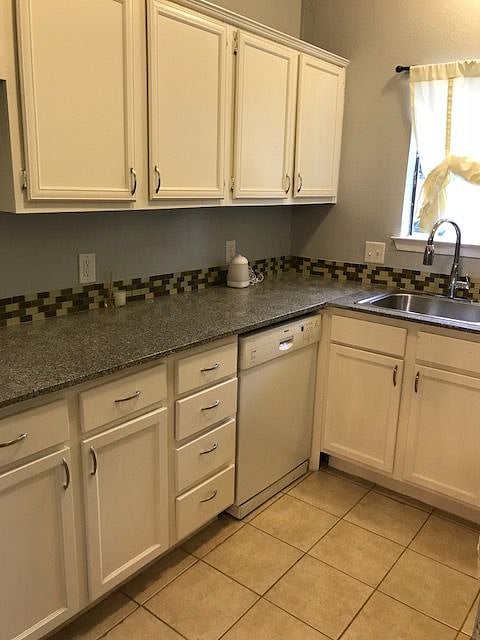 Furnished Finder property 448928_1 photo 19