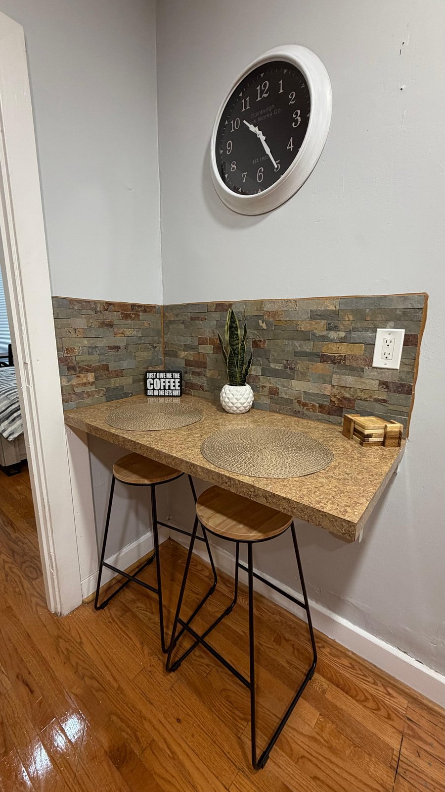 Furnished Finder property 449001_1 photo 7