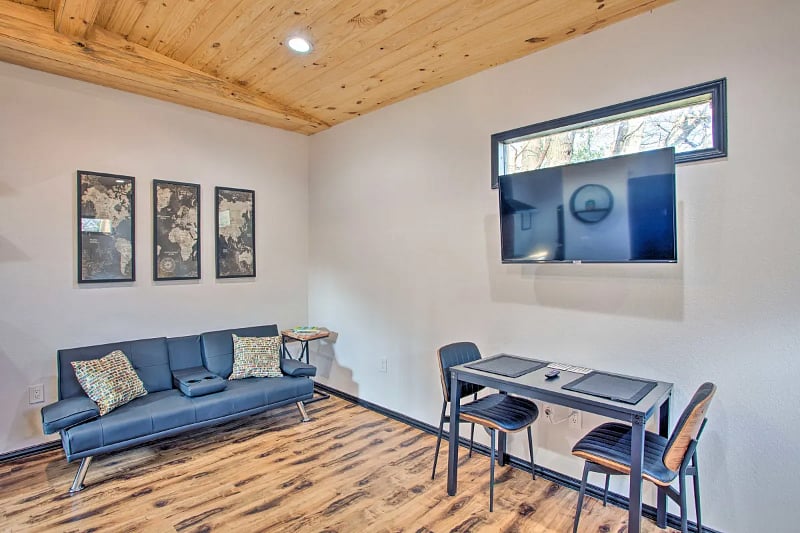Furnished Finder property 449005_1 photo 4