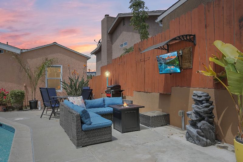 Furnished Finder property 449048_1 photo 4