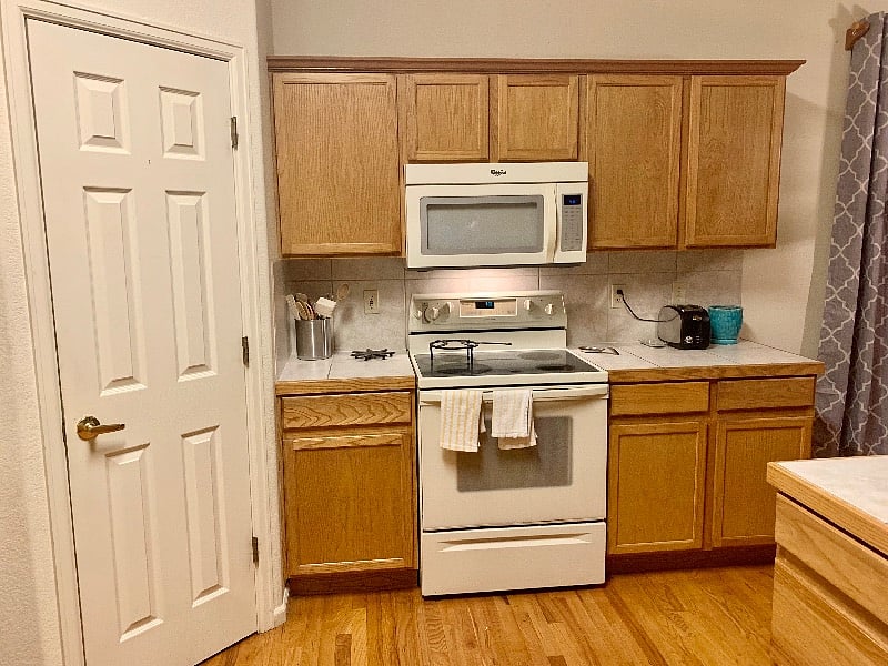 Full Kitchen