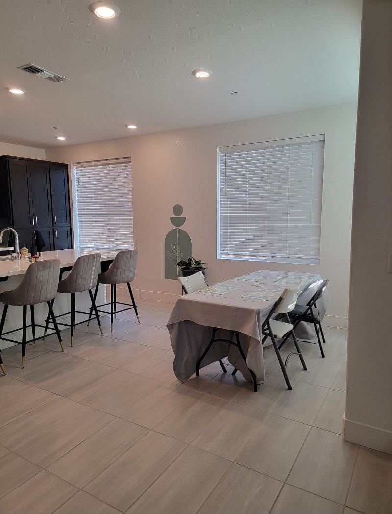 Furnished Finder property 449059_2 photo 25