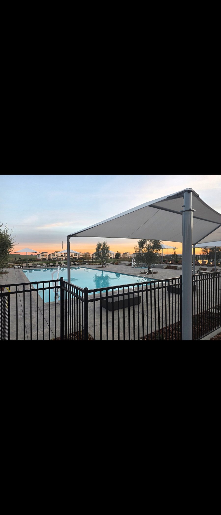 Furnished Finder property 449059_4 photo 29