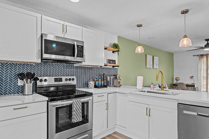 Furnished Finder property 449062_1 photo 6