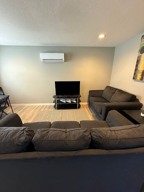 Furnished Finder property 449076_2 photo 3