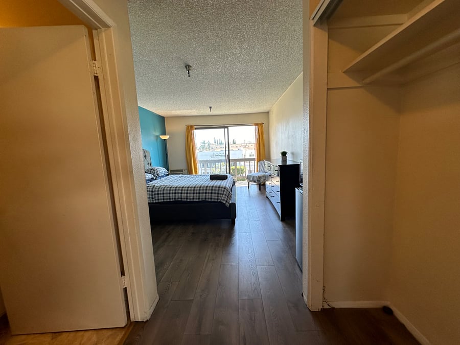 Furnished Finder property 449094_1 photo 6