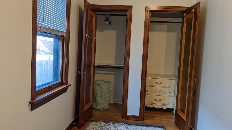 Private bedroom: two closets for ample storage