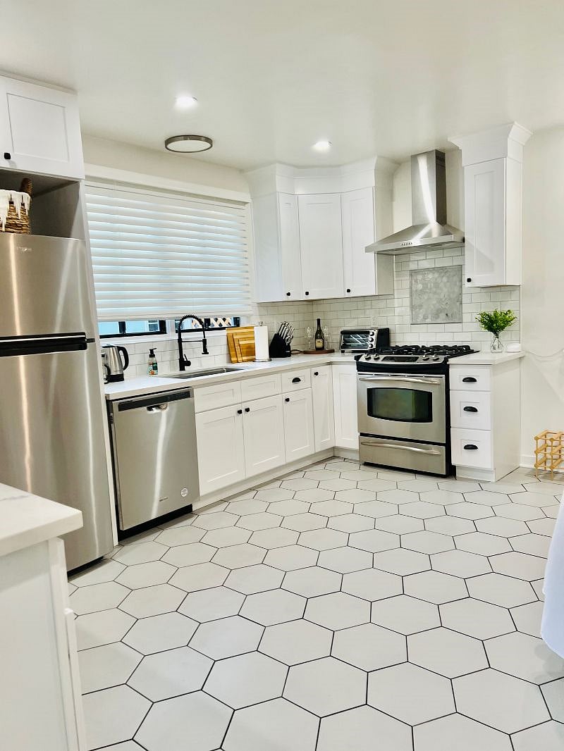 Spacious Kitchen with a gas range, microwave, crock pot, rice cooker, and all the cookware you need to prepare a healthy meal