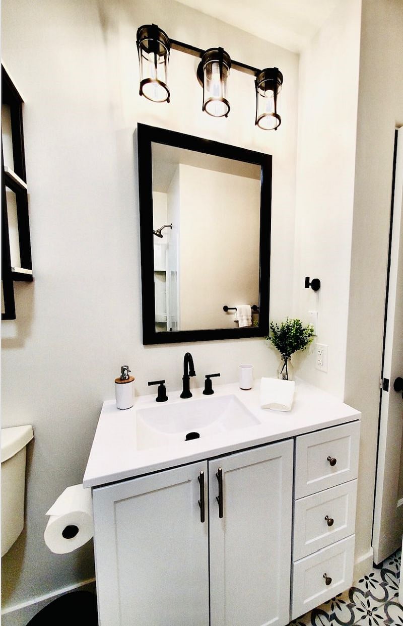 Hallway bath
