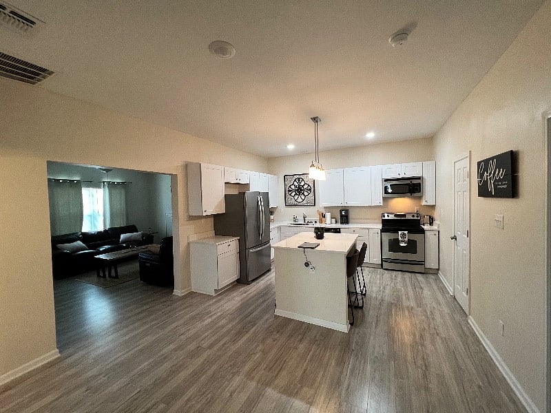 Furnished Finder property 449109_1 photo 13