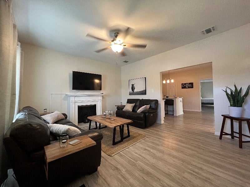 Furnished Finder property 449109_1 photo 12