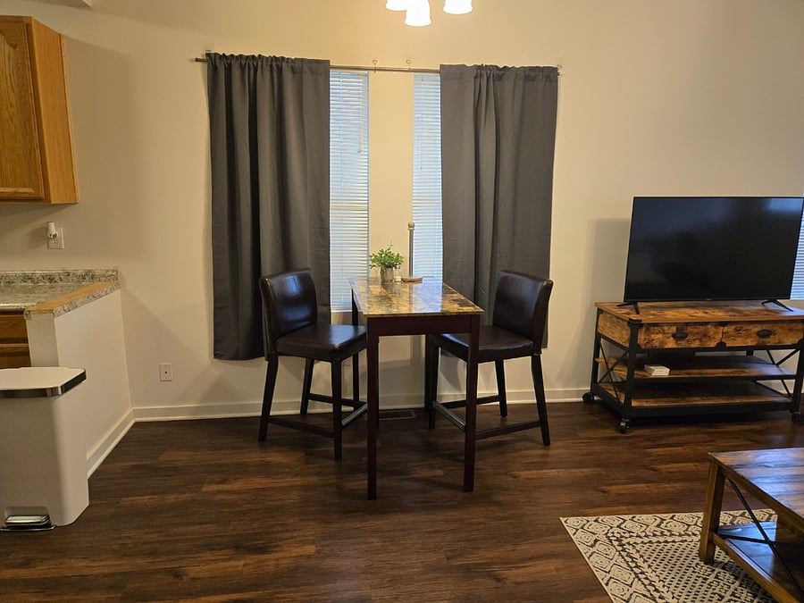 Furnished Finder property 449125_1 photo 25