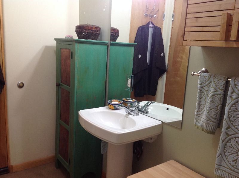 Main Floor Bathroom