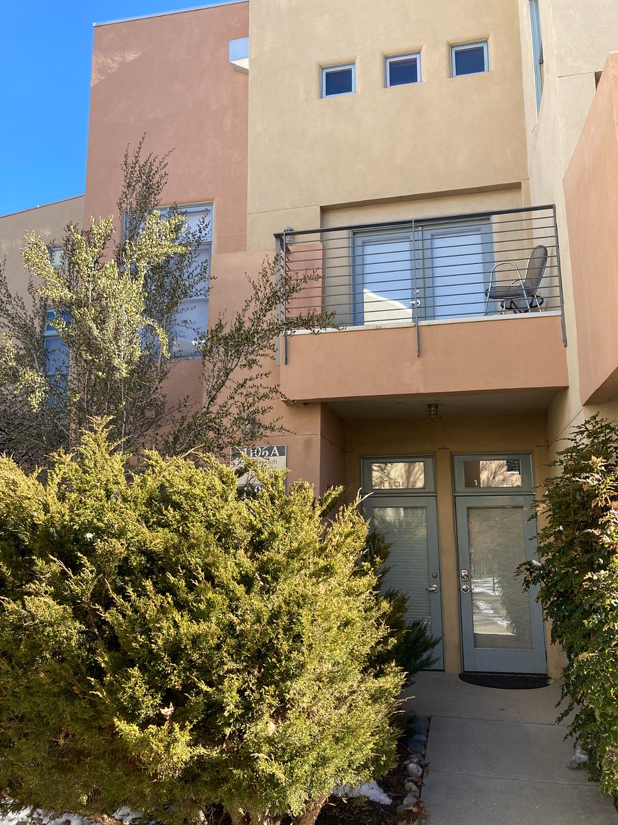 Front Entry to Loft