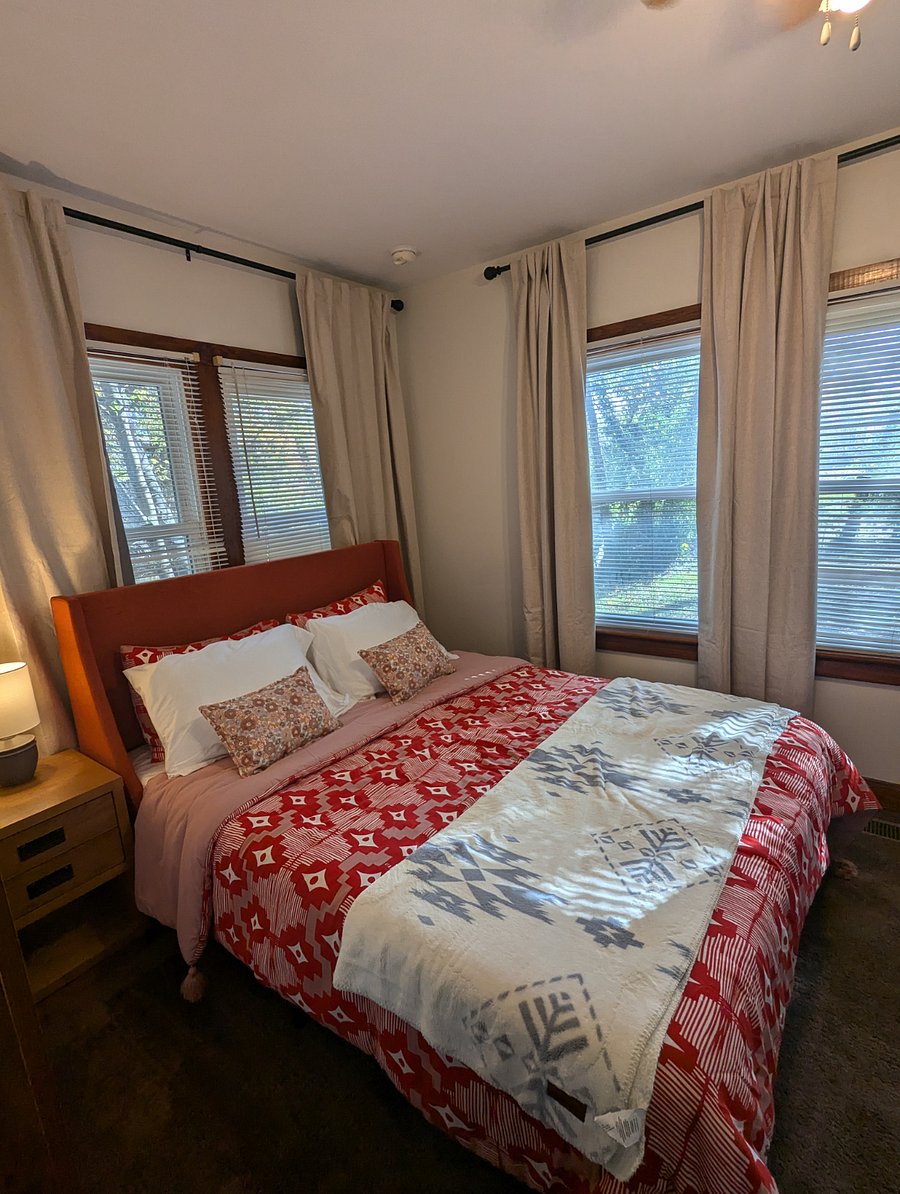 Furnished Finder property 449186_2 photo 12
