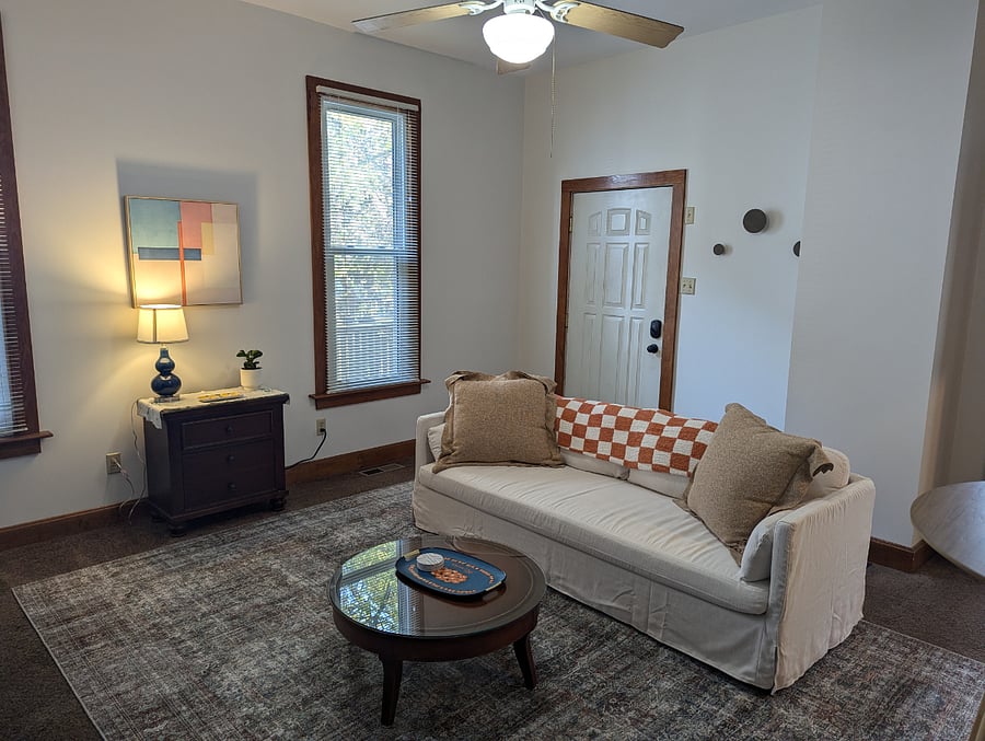 Furnished Finder property 449186_2 photo 13
