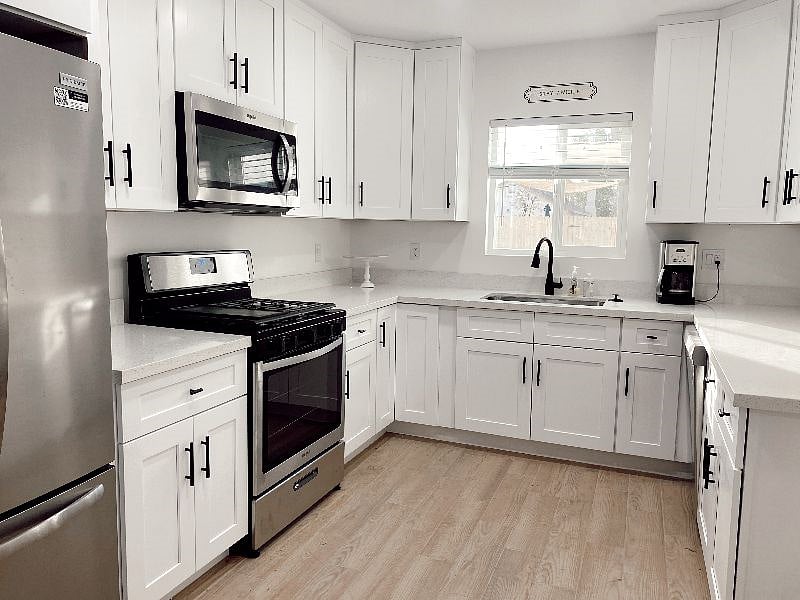 Furnished Finder property 449218_2 photo 4