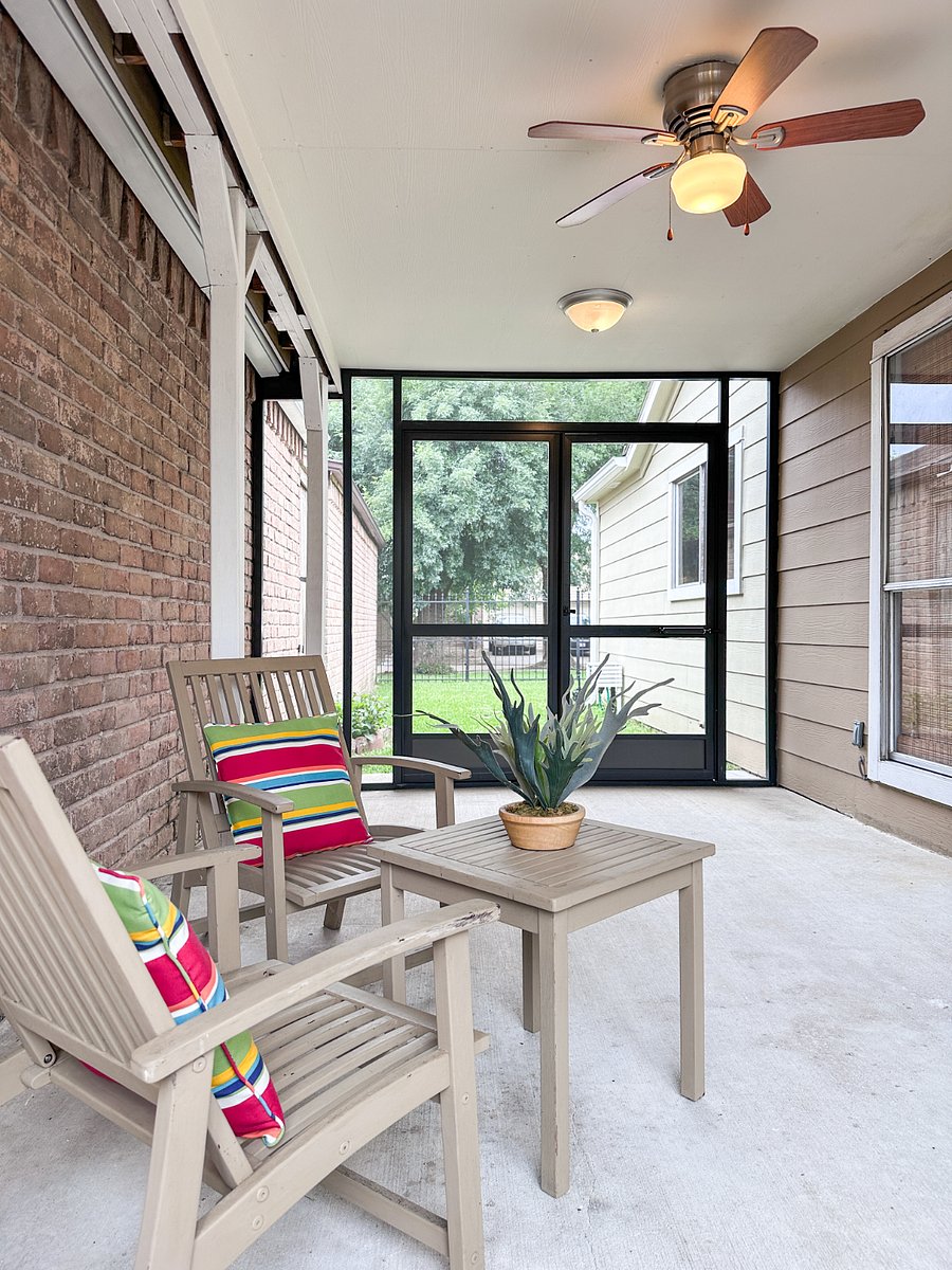 Enclosed patio