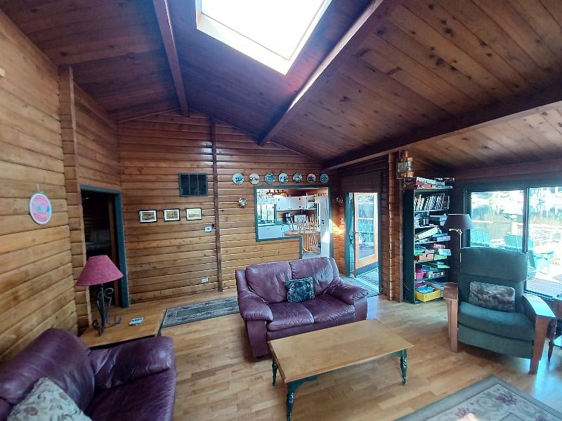 Furnished Finder property 449244_1 photo 3