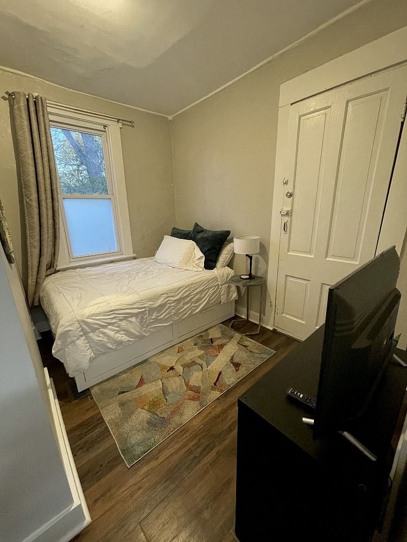Furnished Finder property 449256_1 photo 20