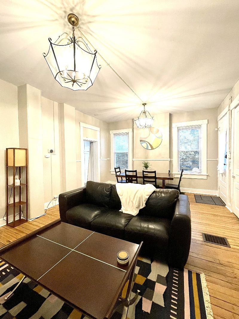 Furnished Finder property 449256_1 photo 3