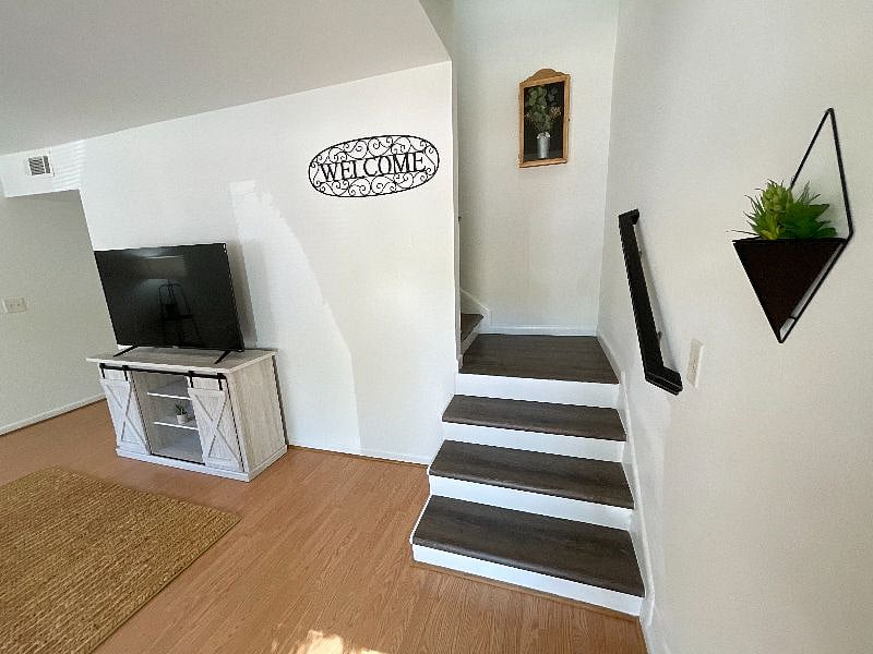 Furnished Finder property 449290_1 photo 13