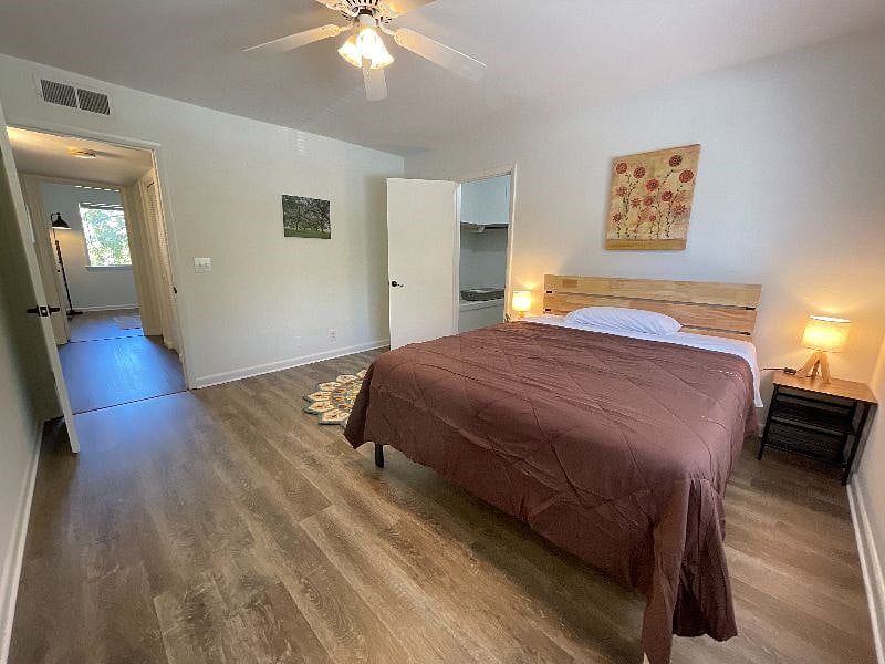 Furnished Finder property 449290_1 photo 17